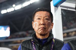 鲁媒：崔康熙批评球员没责任心，两次批评裁判可能会被追罚